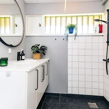 5 Person On A 度假居