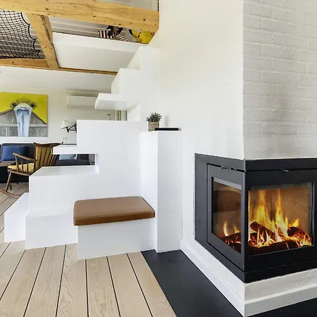 5 Person On A Karrebæksminde